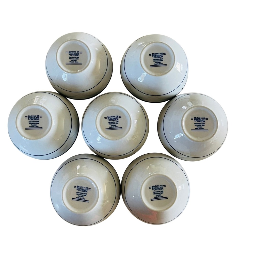 Set of 7 Oneida Maitre de Porcelain 6" Bowls White Blue Banded MCM Farmhouse EUC